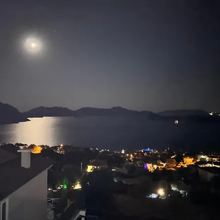 La * Marmaris